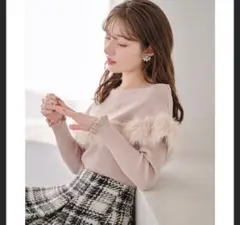ファー付きケープライク袖口フリルリブニットプルオーバー　tocco closet
