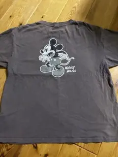 ディズニー　Tシャツ　キッズ　サイズ160センチ グレー