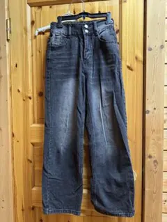 スキニーデニムパンツ