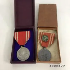 日本赤十字社 特別社員章 銀製3点 , アルミメダル1点 記章 勲章 まとめ