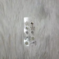 ♡﻿耳つぼジュエリー♡﻿お花❤︎シルバー系！他にも出品してます！