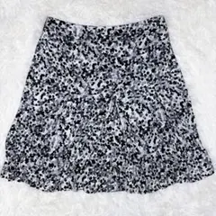 大きいサイズ48 自由区 オンワード樫山 総柄 フレアスカート モザイク 17号のサムネイル