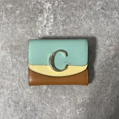 Chloe 3つ折り財布 アルファベット スモール トリフォールドウォレット