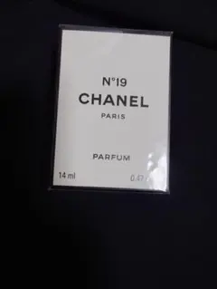 【新品未開封】CHANEL  香水  No. 19 PARFUM 14ml