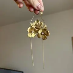 アーバンブランシュ　エリザベスバウアー　ウードットクチュール　ピアス