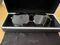 GIVENCHY サングラス ケース付きのサムネイル