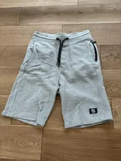 ザラ　ZARA グレー ショートパンツ