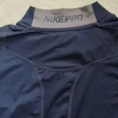 NIKE PRO 長袖 モックネック コンプレッションシャツ　XLサイズのサムネイル
