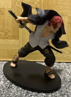 ワンピース シャンクス フィギュア