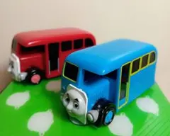きかんしゃトーマスカプセルプラレール2体