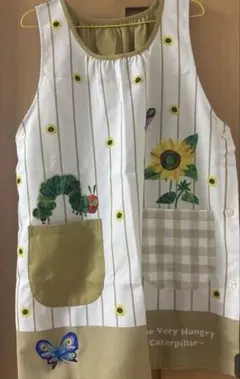 はらぺこあおむし エプロン 保育士　夏に向けて！