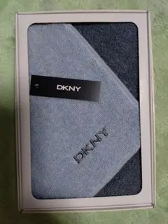 Item thumbnail for item c4f3533b-463c-4f19-b031-71492a493032