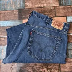 ビンテージ　古着　リーバイス550 バギー　デニムジーンズ　W44L32