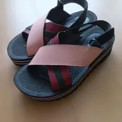 STACCATO サンダル 厚底 クロスストラップのサムネイル