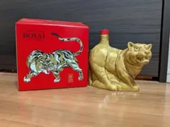 サントリー ウイスキー ローヤル 寅年ボトル