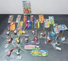 レア　ハローキティ　ご当地　根付け　16個　ストラップ　大量　佐賀　北海道　貴重