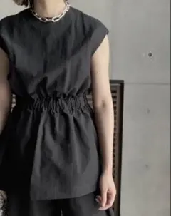 新品未使用タグ付き⭐︎ローヘン LOHEN ブラウス 2025年最新】LOHEN ブラウスの人気アイテム - メルカリ