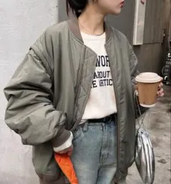 【ユニセックス】2WAYボリュームスリーブMA‐1 カーキ