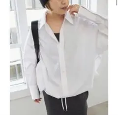 極美品　Spick and Span CO/PEヘムギャザーシャツ 白　2025