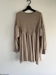 ベージュ ケーブルニット プリーツ トップス 5L 大きいサイズ