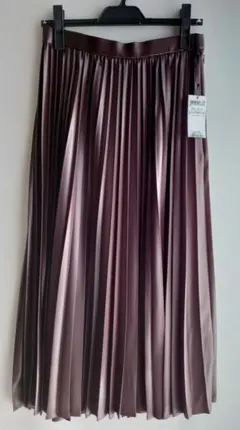 23区 38号【洗える】レザーライク プリーツスカート