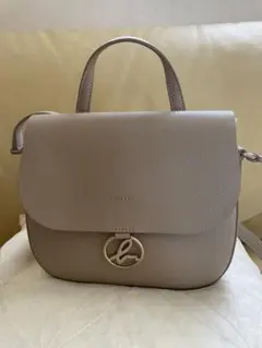 ベージュレザー ショルダーバッグ