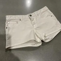 ホワイト　白色　ショートパンツ　レディース