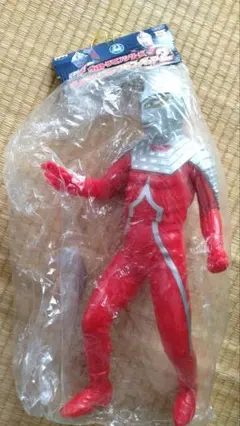 【未開封】ウルトラマン 赤いフィギュア