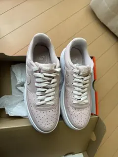 Nike ピンク スニーカー厚底