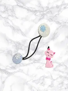 猫型のヘアクリップ/ 青のヘアゴム