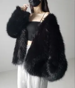 最終値下げ‼️ブラック【 ４COLOR 】ノーカラーボリュームフェイクファーコート