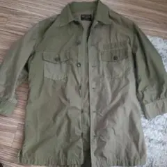 美品　MR. OLIVE オリーブ色 七分袖シャツ Mのサムネイル