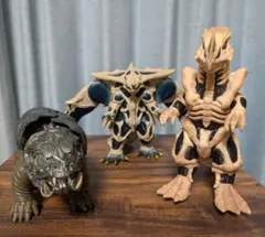 カ*人様 【超メルカリ市限定】パワードケムラー 1993 等3体セット