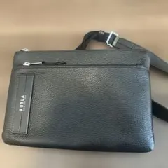 FURLA ショルダーバッグ メンズ ブラック