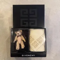 GIVENCHY タオルハンカチ ベアチャームセットのサムネイル