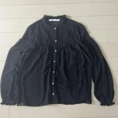 ZARAブラックシャツ Mサイズ フリル付き
