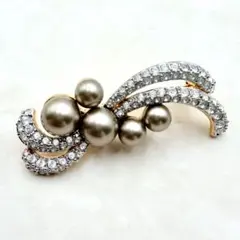 ほぼ未使用　SWAROVSKI ブローチ　ゴールド　パヴェ　パール　希少品