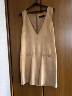 UNTITLED キャメル Vネック ジャンパースカートサイズ2