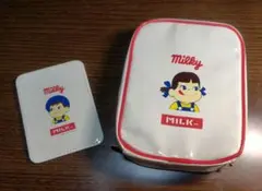 値下げ致します。ペコちゃん ポーチとポコちゃんミラーの セットのサムネイル