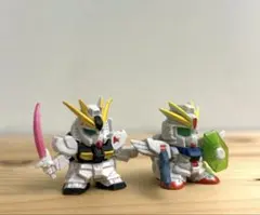 機動戦士ガンダム　フィギュア　ガチャ　νガンダム　F91のサムネイル