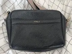 FURLA 黒 レザー ショルダーバッグ