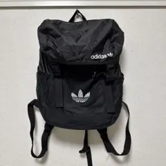adidas メッシュポケット付きリュック