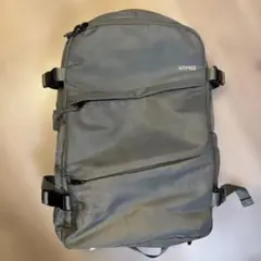 ビジネスリュック グレー 大容量