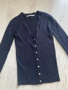ZARA リブ編み Vネックカーディガン