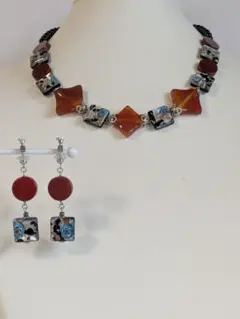 新作【天然石メノウ、とんぼ玉風スクエアネックレスとイヤリングセット】ハンドメイド