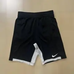 NIKE ナイキ ハーフパンツ 黒/白　150 160