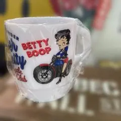 韓国限定】BITE ME × KITTY フードボール - メルカリ