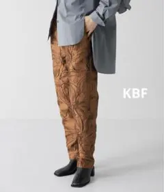 KBF◆ジャガードテーパードパンツ◆ BRONZE◆ one