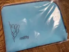 新品未使用！非売品miffyマルチポーチ