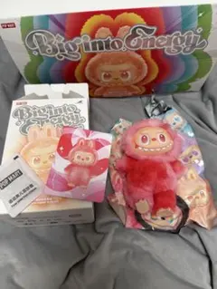 POP MART Big into Energy ぬいぐるみ ラブブ